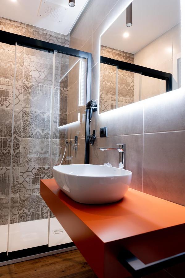 Calvani23 Luxury House Bari Eksteriør bilde